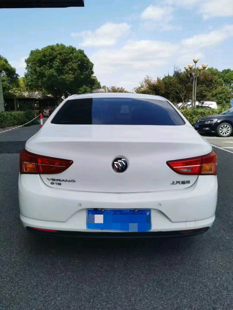 徐州16年别克威朗6