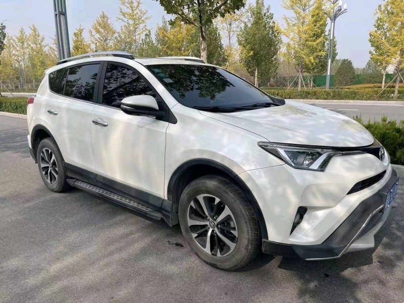 石家庄17年丰田RAV4荣放2