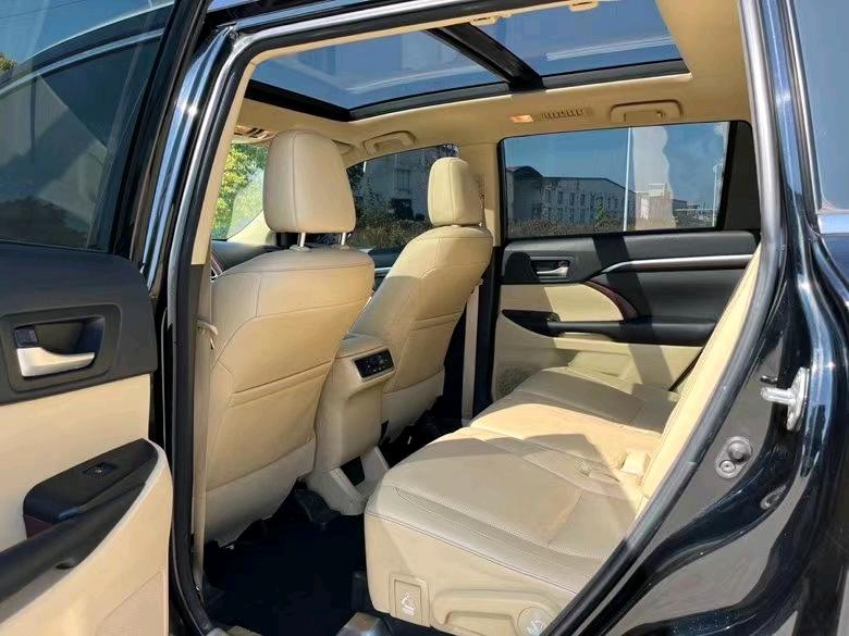 盐城15年丰田汉兰达5