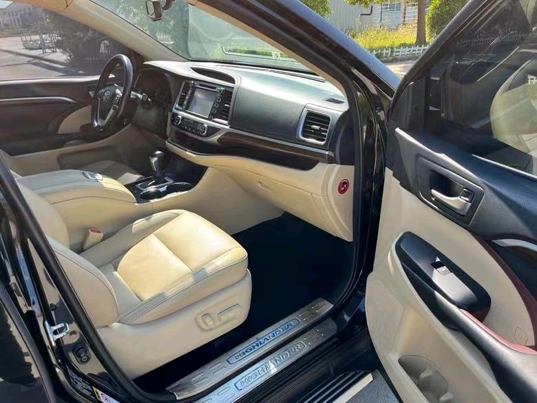 盐城15年丰田汉兰达6