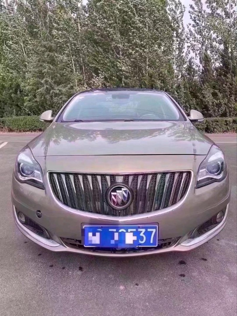 青岛14年别克君威1