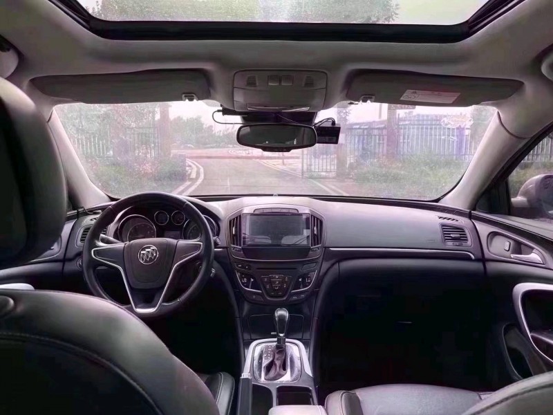 青岛14年别克君威7