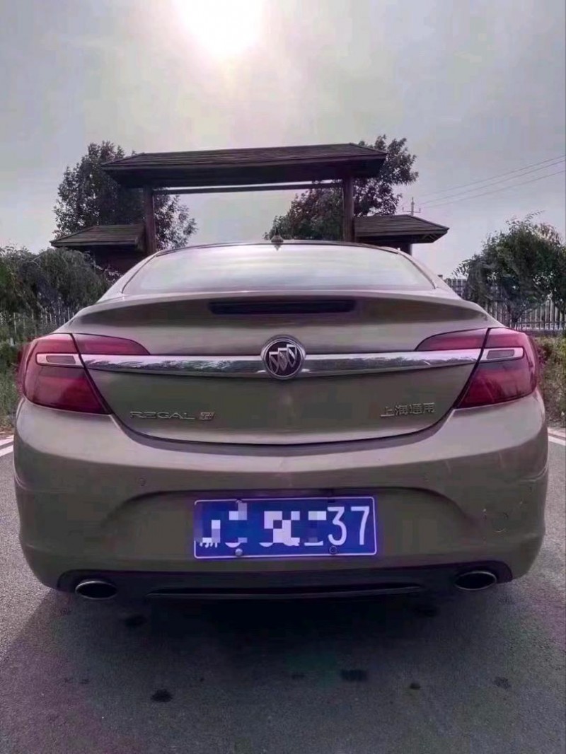 青岛14年别克君威8