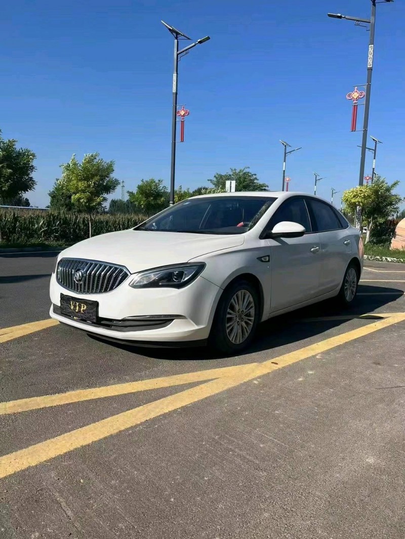 青岛17年别克英朗GT2