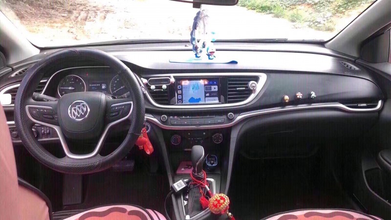 青岛21年别克英朗6