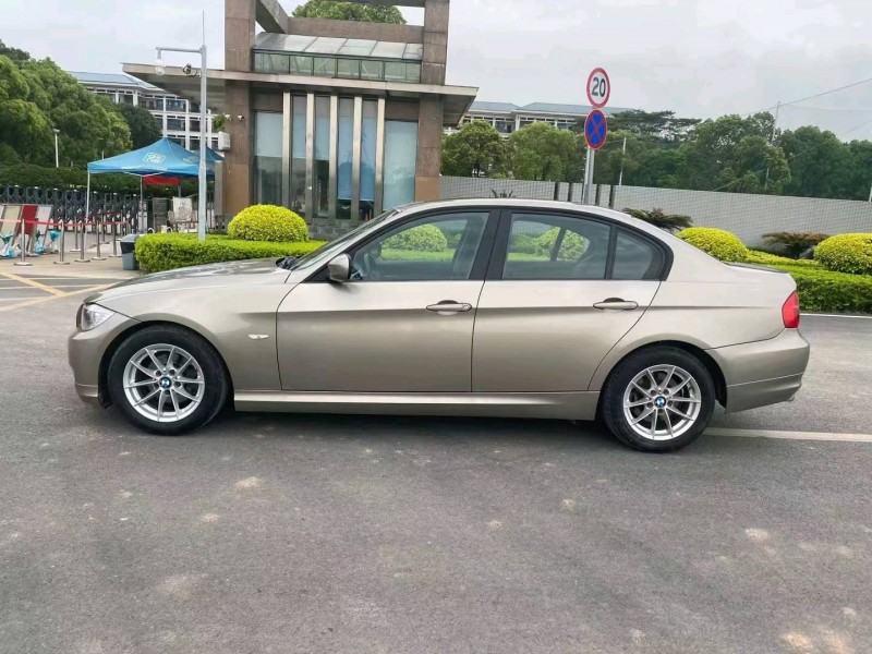 广州12年宝马3系4