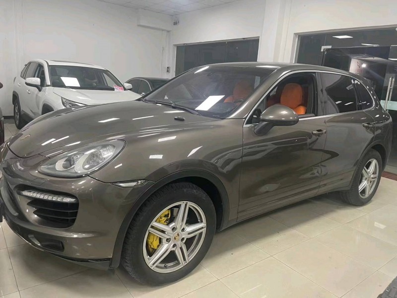 东莞12年保时捷卡宴2