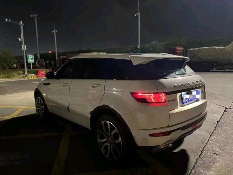 枣庄14年路虎极光7