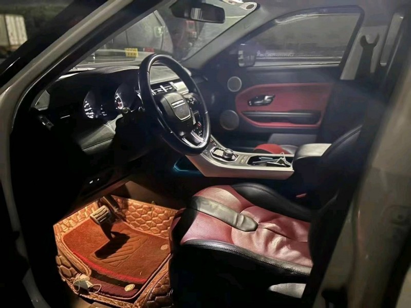 枣庄14年路虎极光2