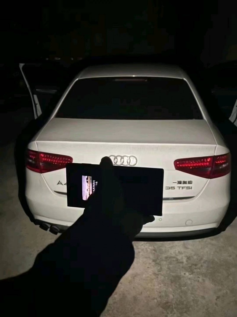 成都14年奥迪A4L6