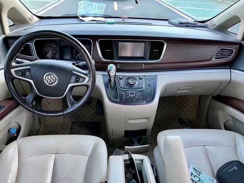 枣庄15年别克GL84