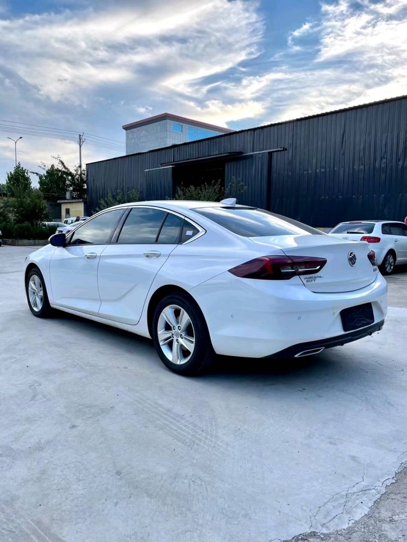 临沂19年别克君威2