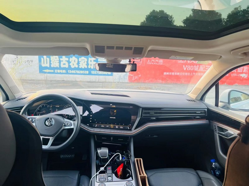 东莞20年大众途锐2