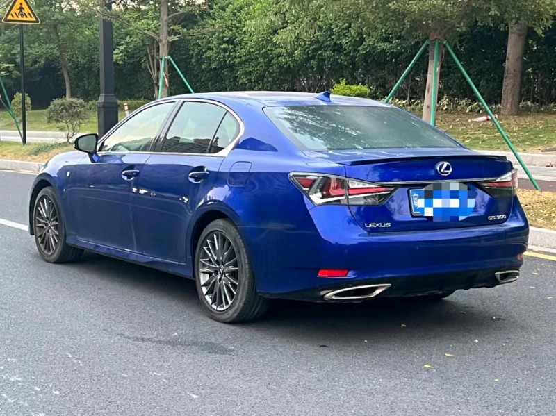 广州18年雷克萨斯GS5