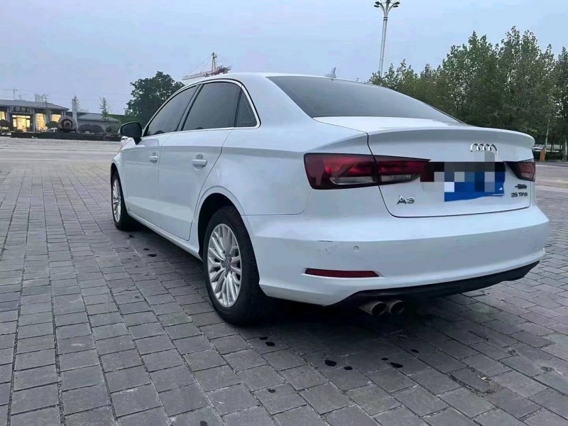 济南15年奥迪A38