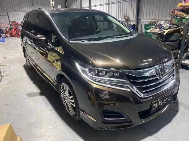 广州17年本田艾力绅3