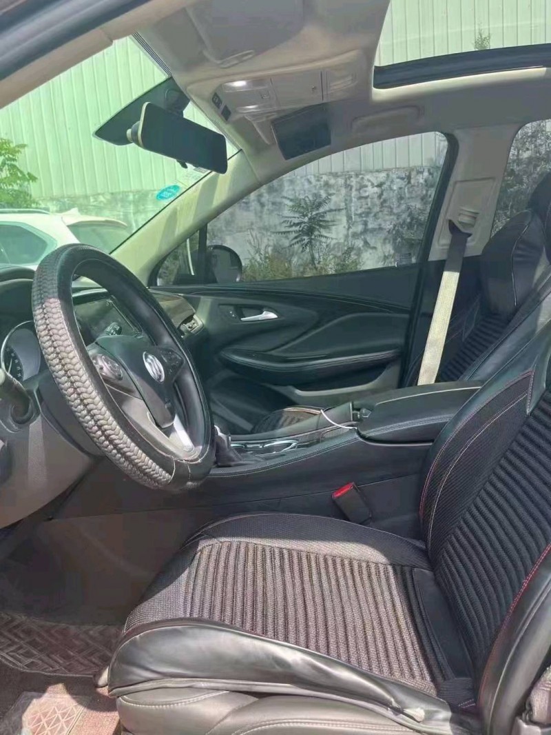 青岛20年别克昂科威5