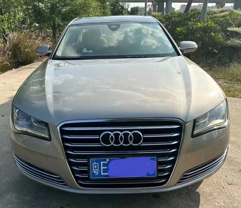 广州12年奥迪A8L1