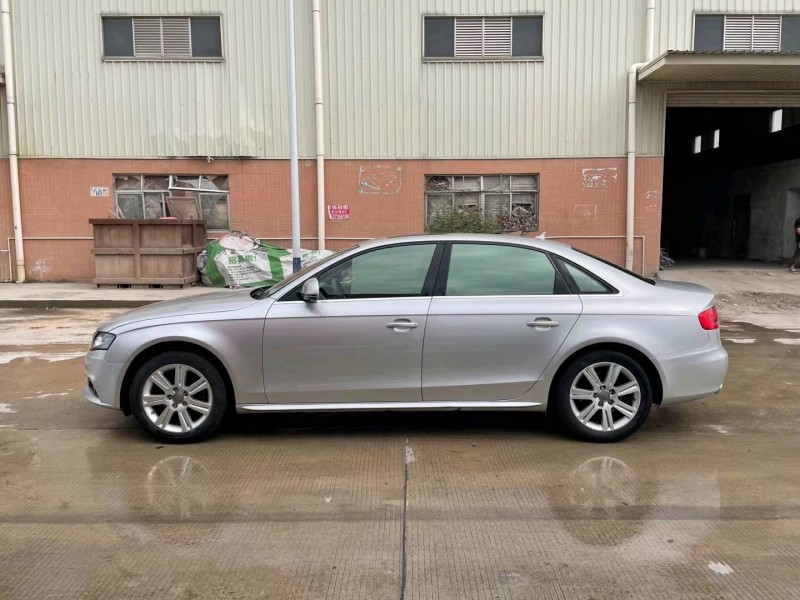 东莞11年奥迪A4L8