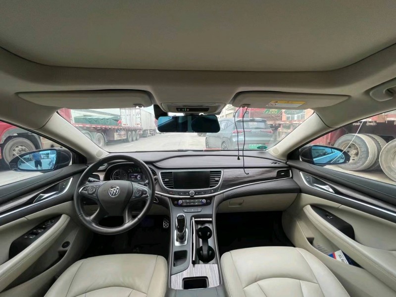 东莞17年别克君越6