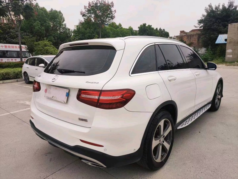济南17年奔驰GLC3