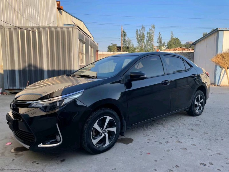 徐州17年丰田雷凌3