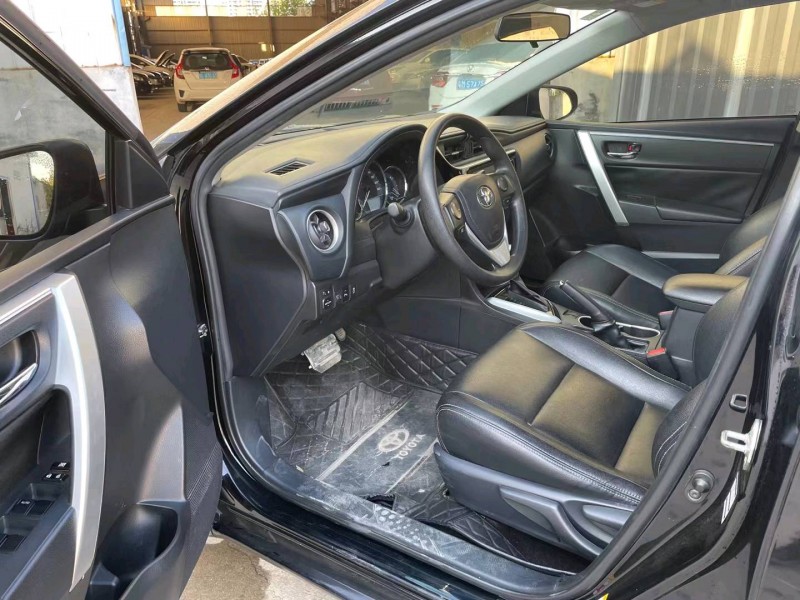 徐州17年丰田雷凌4