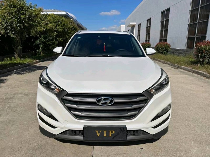 盐城17年现代途胜1