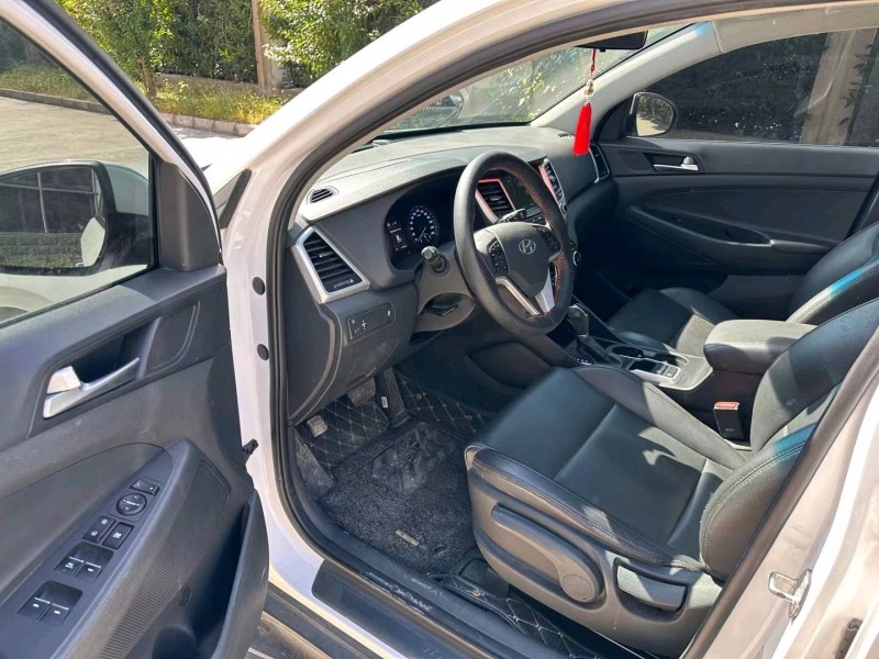 盐城17年现代途胜6