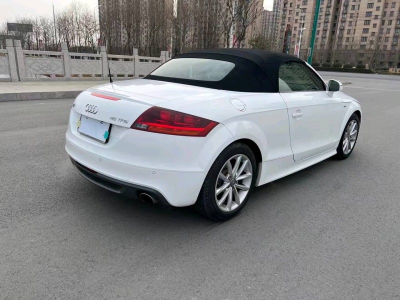 徐州14年奥迪TT5