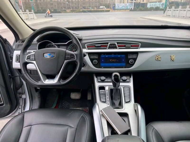 徐州17年吉利博越2