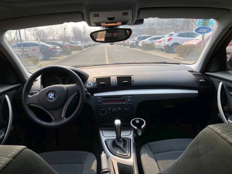 潍坊11年宝马1系6