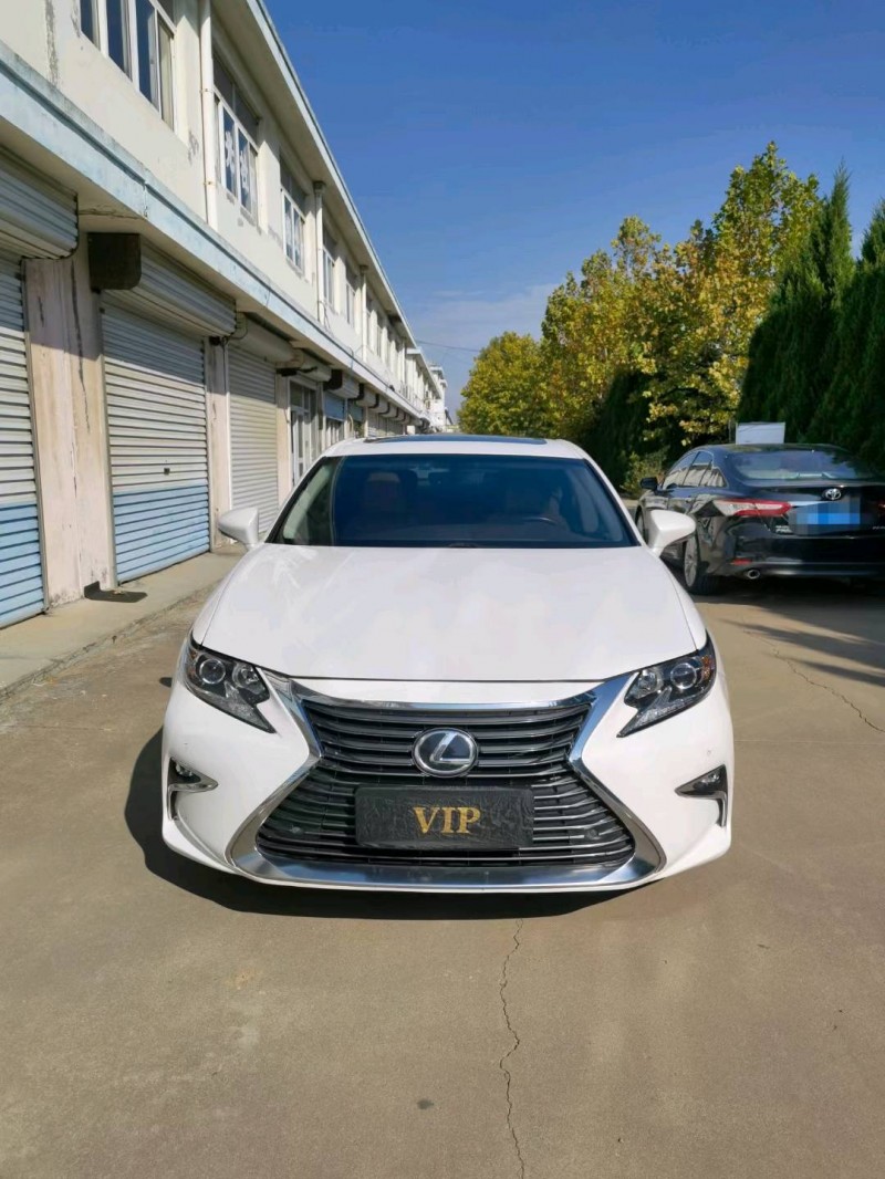 青岛17年雷克萨斯ES1