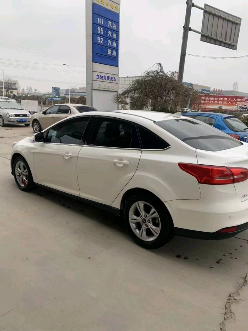 保定18年福特福克斯4