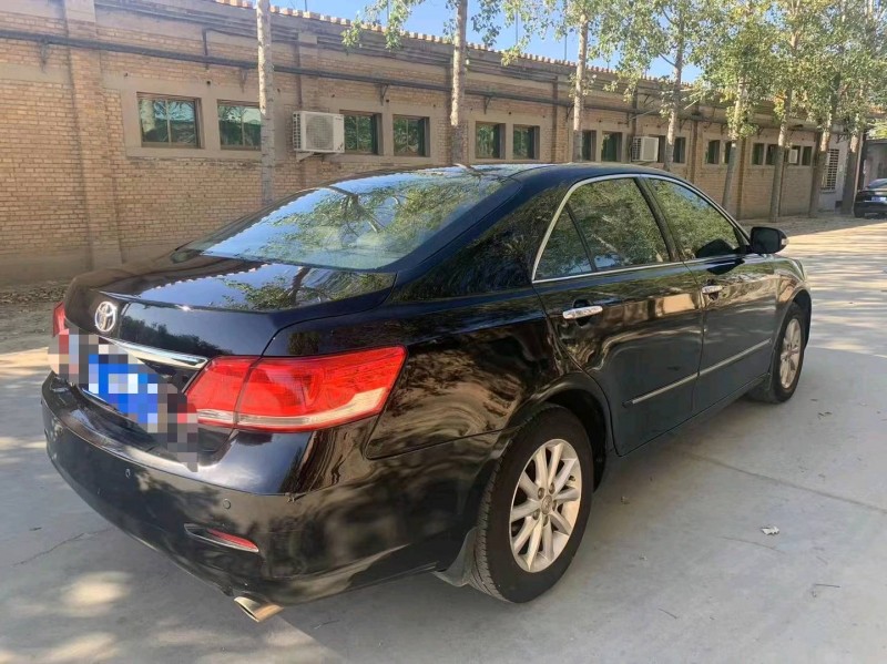 保定13年丰田凯美瑞6