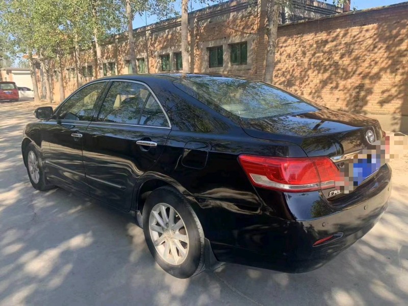 保定13年丰田凯美瑞5