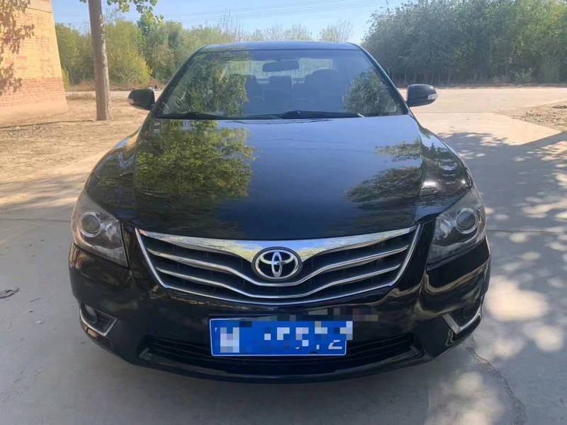 保定13年丰田凯美瑞8