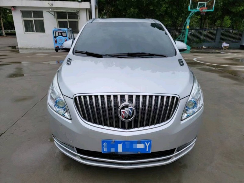聊城15年別克GL81