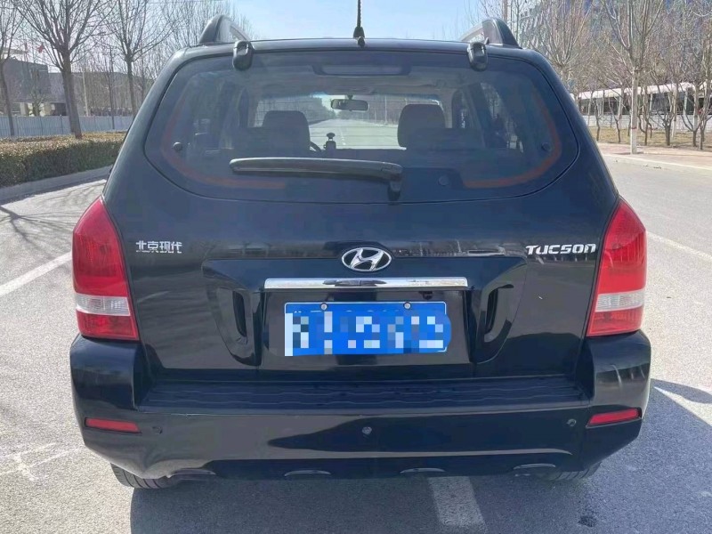 保定14年现代途胜7