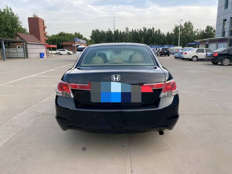 枣庄08年本田雅阁4