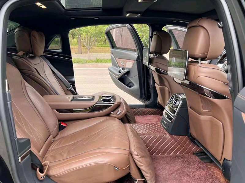 枣庄19年奔驰迈巴赫S级6