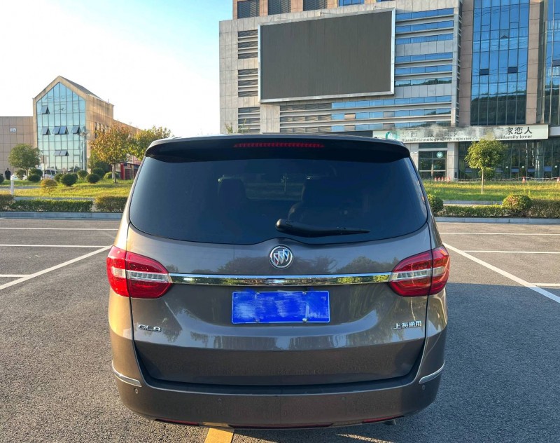武汉15年别克GL86