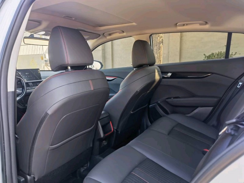 保定21年东风奕炫5