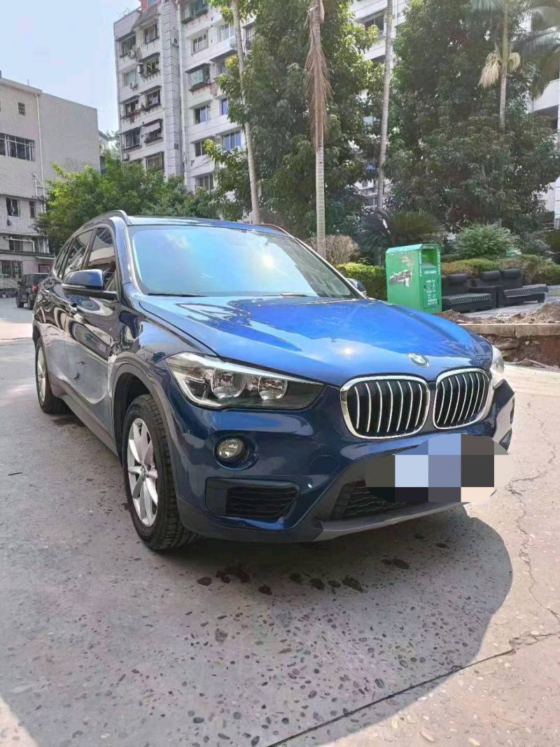 重庆18年宝马X13