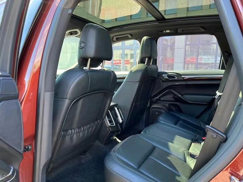 盐城13年保时捷卡宴5