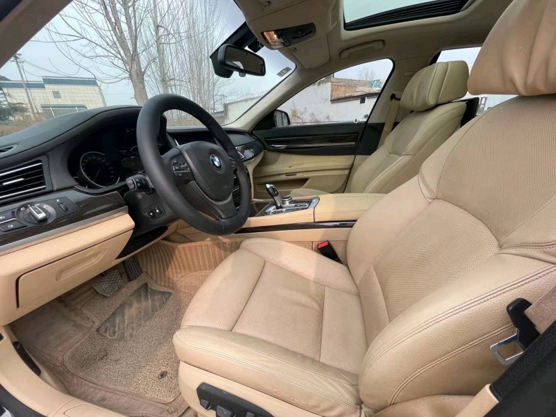 郑州14年宝马7系4