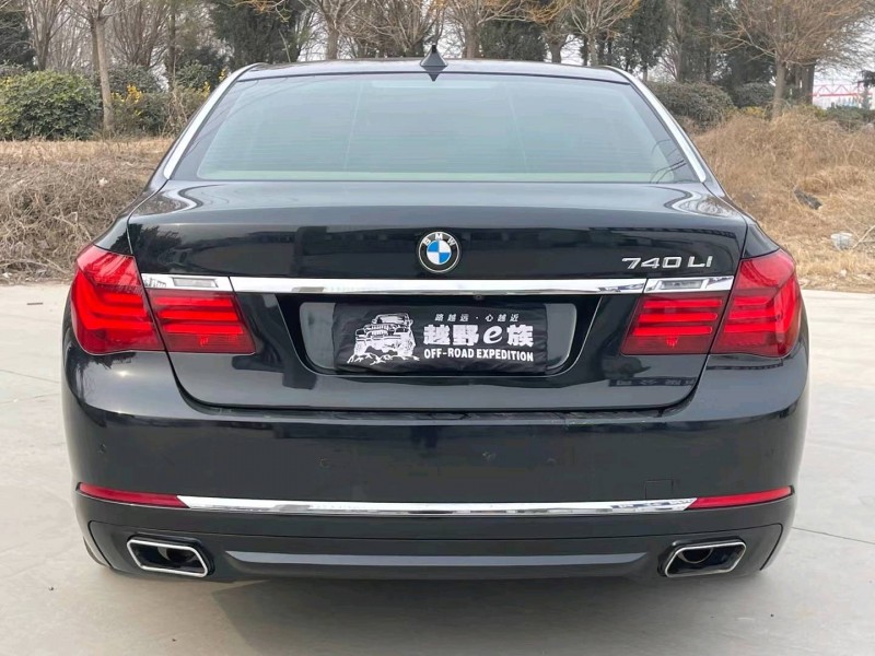 郑州14年宝马7系8