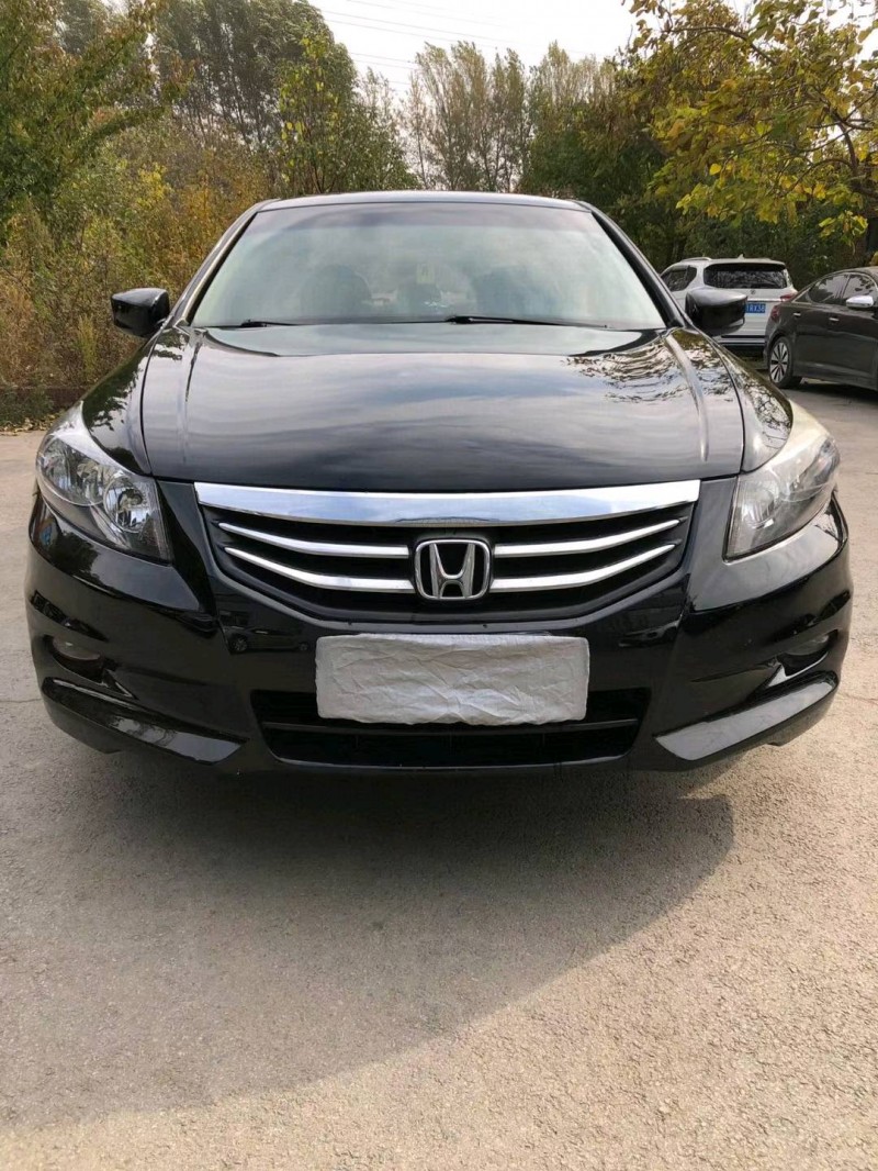 沈阳11年本田雅阁1