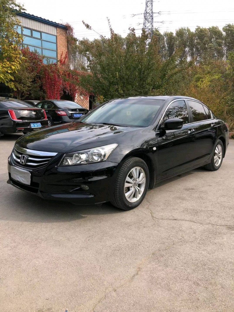 沈阳11年本田雅阁3