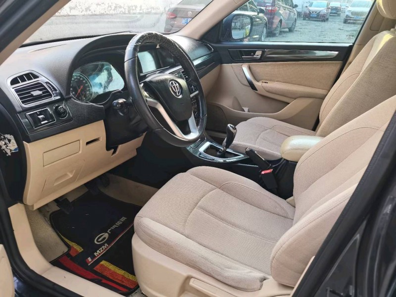 保定13年中华V54